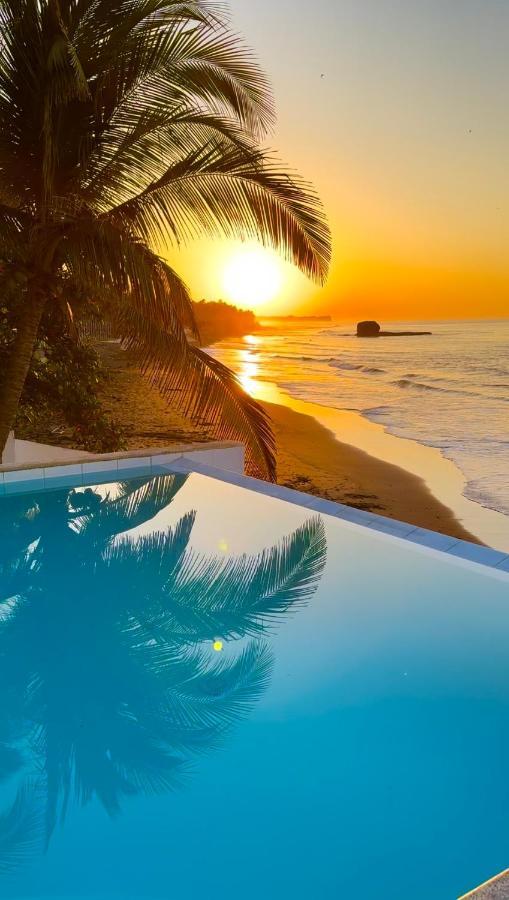 ホテル Laola Surf Camp El Sunzal ラ・リベルタード エクステリア 写真